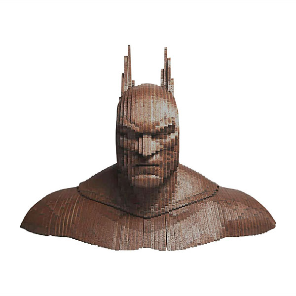 Batman en Madera - Ingenio Abstracto