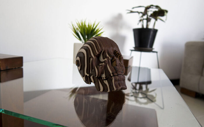 Calavera grande en Madera - Imagen 2