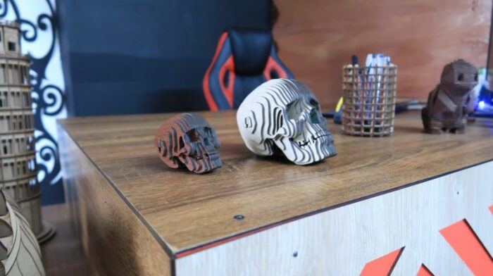 Calavera grande en Madera - Imagen 6